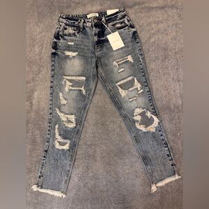 KanCan Light Wash Distressed Straight Leg Jeans NWT Size 26